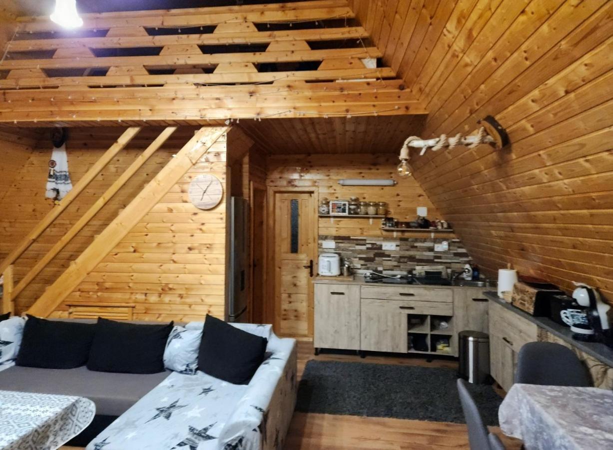 Cabana Lupul Din Apuseni Matisesti ภายนอก รูปภาพ
